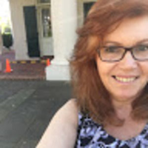 Meet your Posher, Veronica